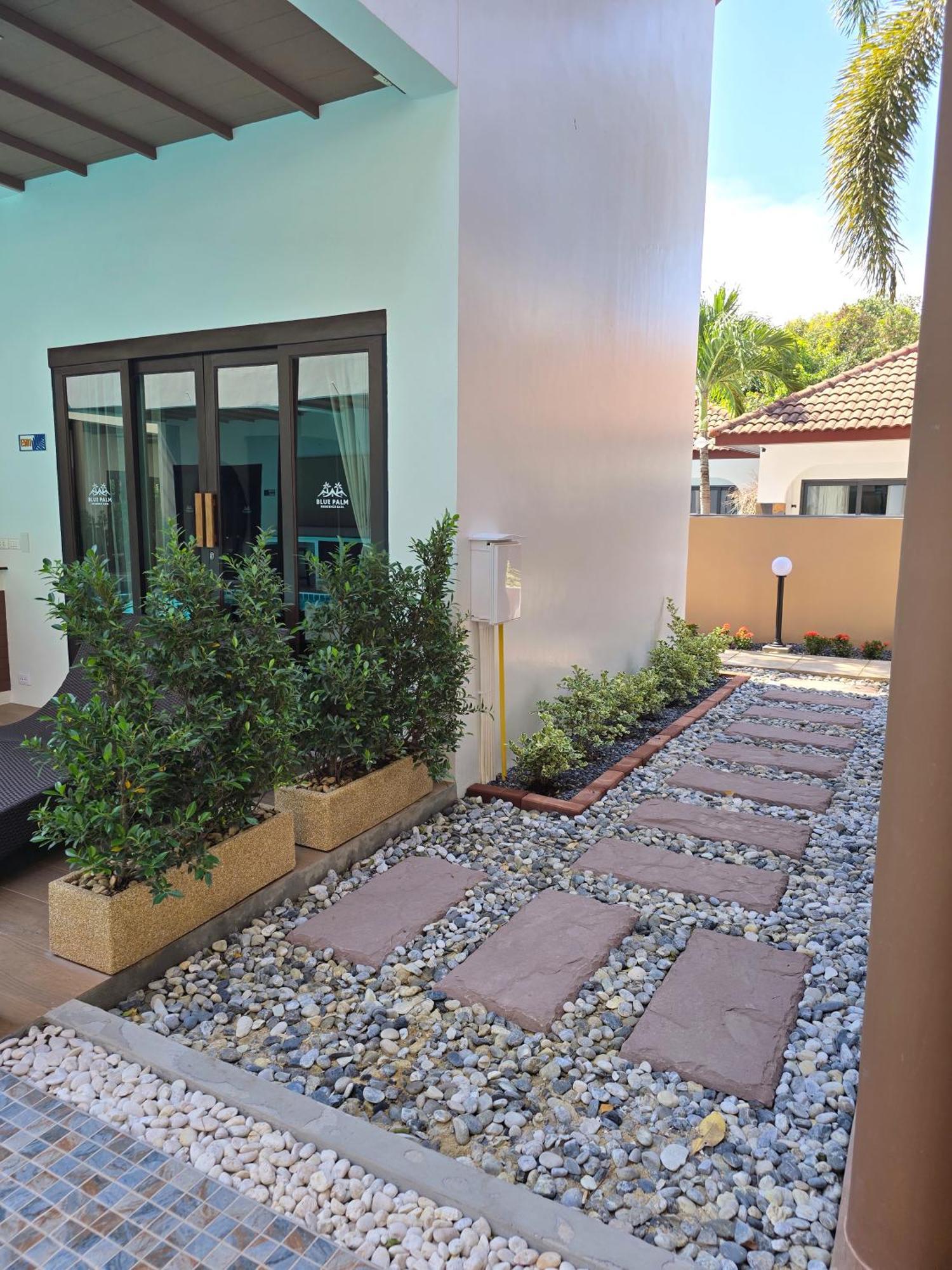 Blue Palm Residence Kata Exterior photo